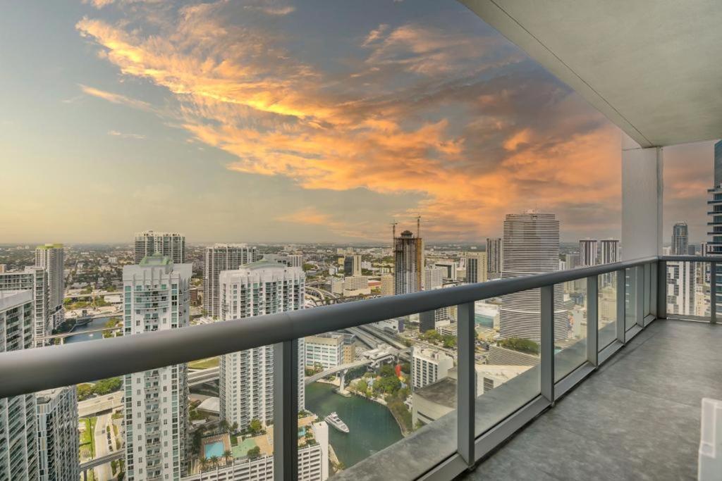 Icon Brickell Apartments Miami Exterior foto